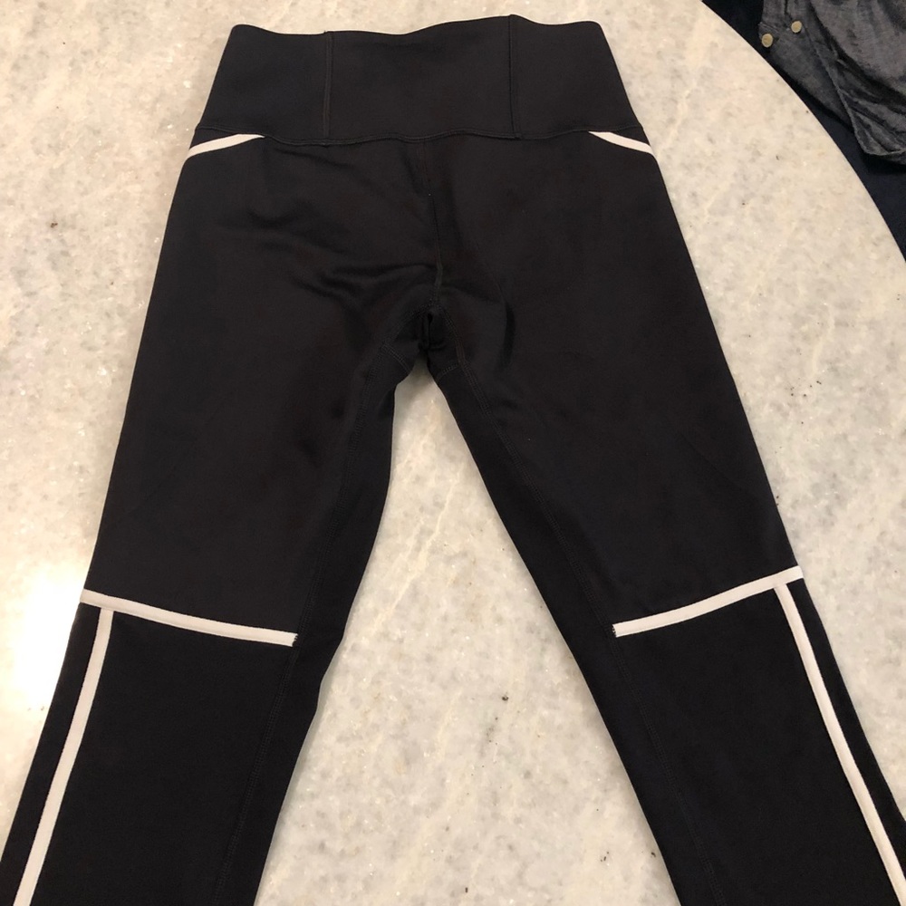 Puma Powershape DryCell Cropped Leggings Size S - Picture 6 of 8